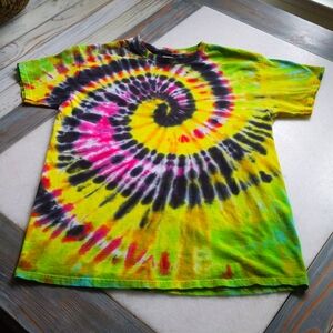 Hand tie dye tee, NwoT (handmade)